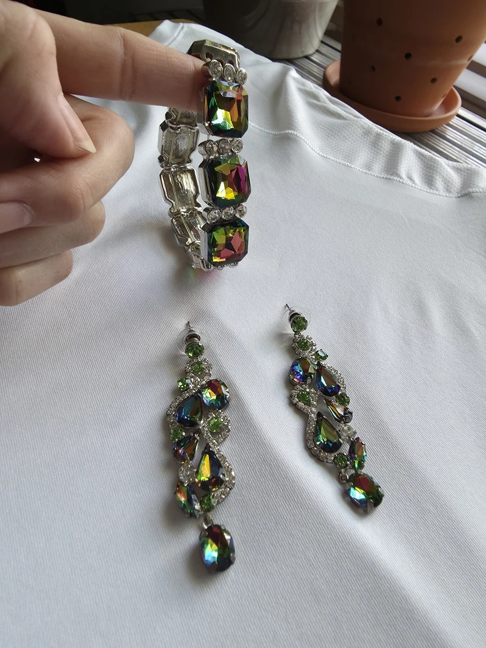 Multicolor Iridescent Crystal Stretch Bracelet & Drop Earrings Set